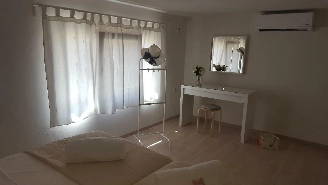 Erato Apartment Heraklion Grecja